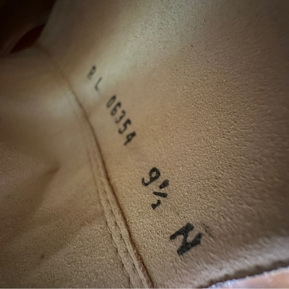 Stuart Weitzman “Hereitis” open toe bootie.  Medium brown, smooth leather.EUC - Picture 7 of 9